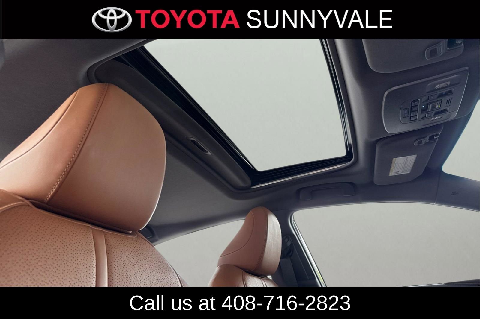 Certified 2021 Toyota Avalon Limited w/ Advanced Safety Package image 21