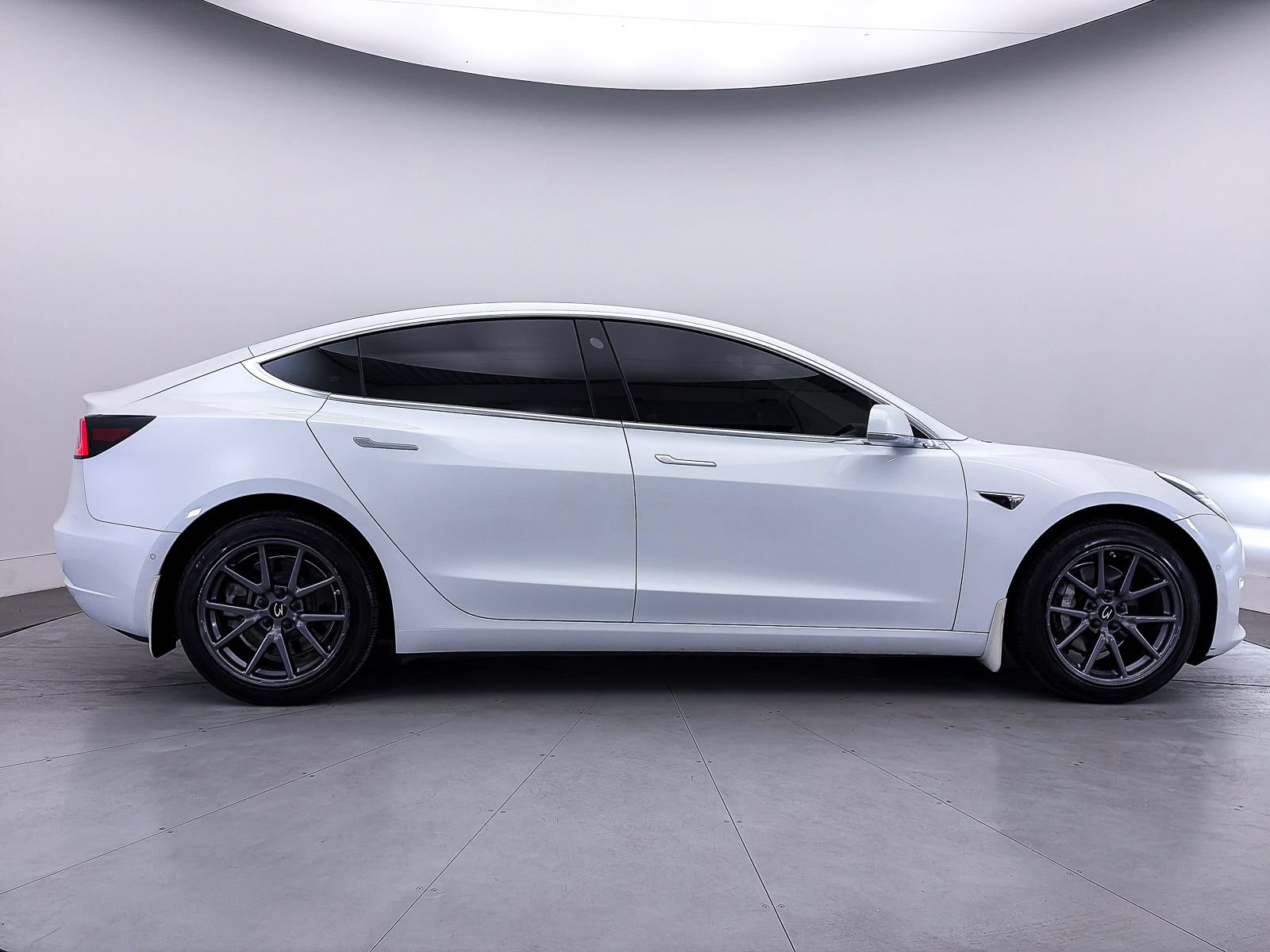 Used 2019 Tesla Model 3 Long Range AWD/4WD image 36