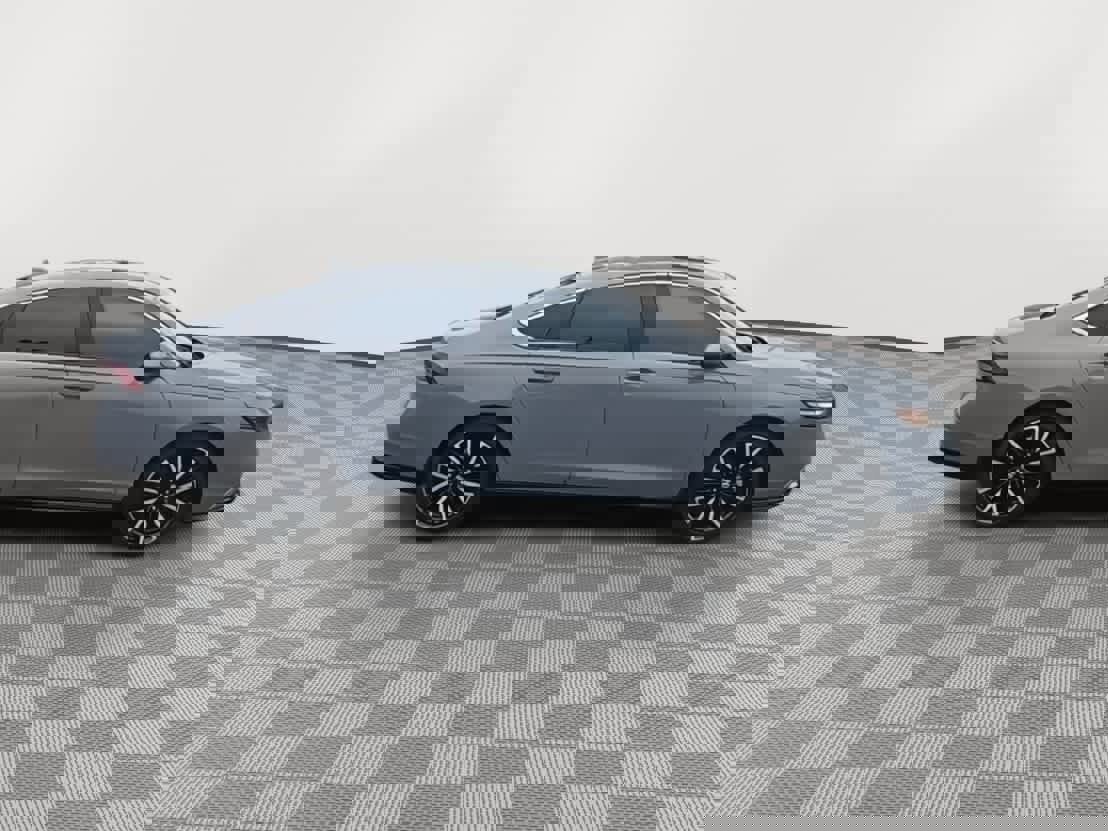 Used 2025 Honda Accord Touring image 9