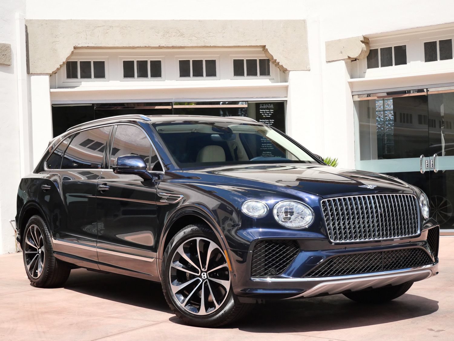 Used 2023 Bentley Bentayga Extended Wheelbase