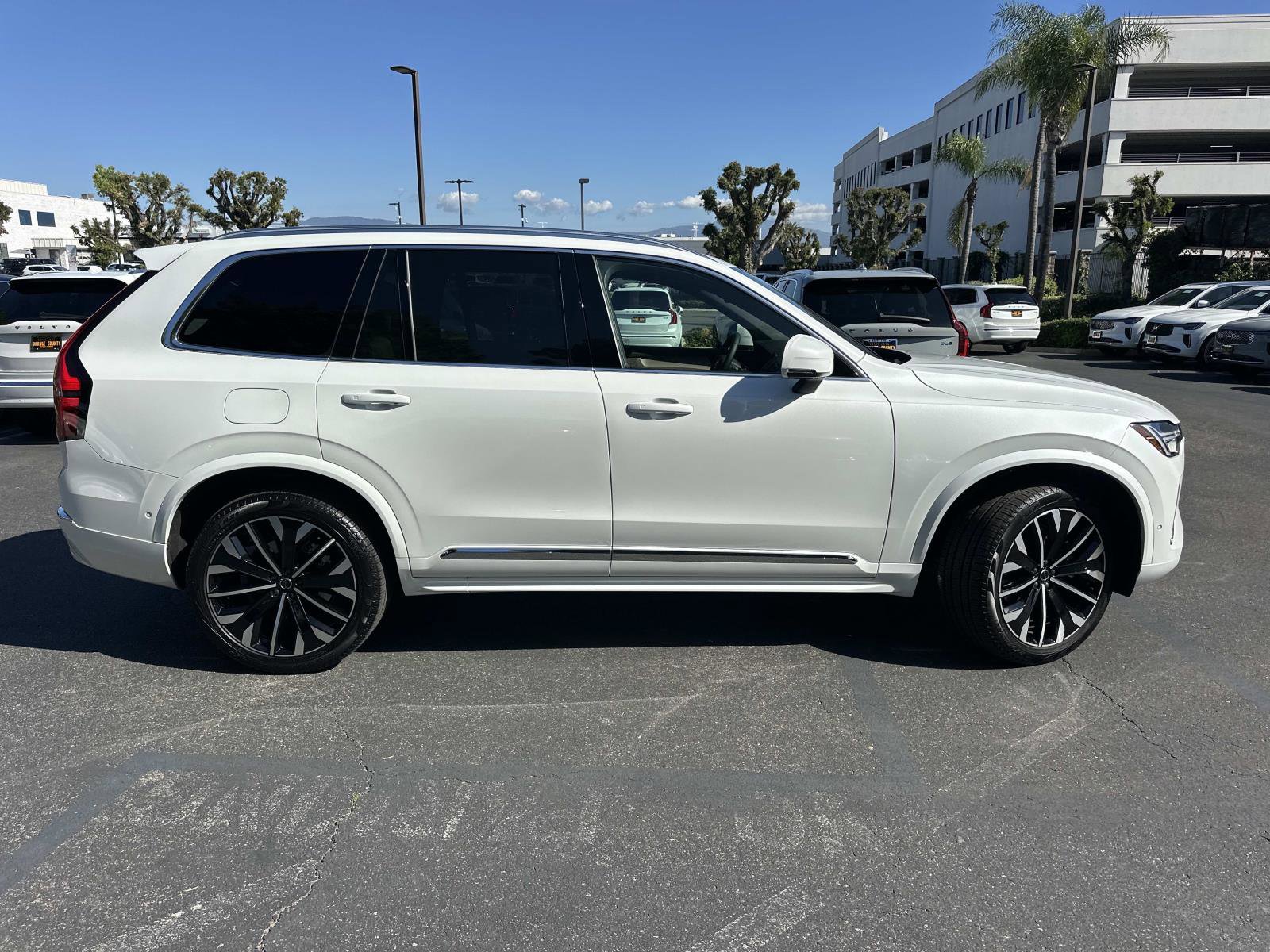 Certified 2026 Volvo XC90 B6 Ultra w/ Protection Package image 3
