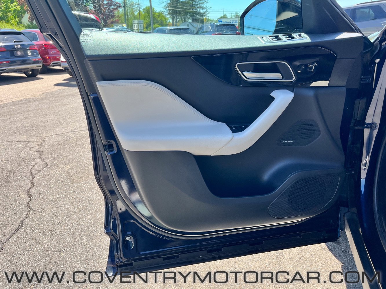 Used 2020 Jaguar F-PACE R-Sport AWD/4WD image 37