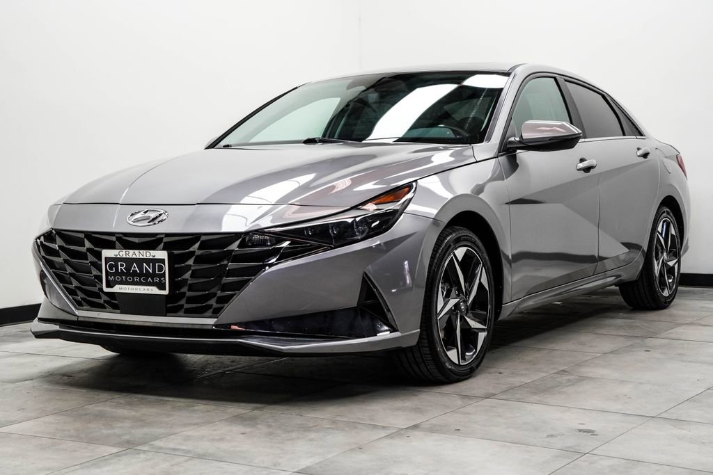 Used 2021 Hyundai Elantra Limited FWD image 7