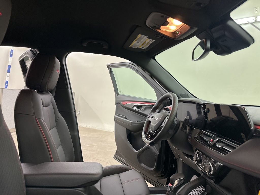 New 2026 Chevrolet TrailBlazer RS w/ Convenience Package AWD/4WD image 17