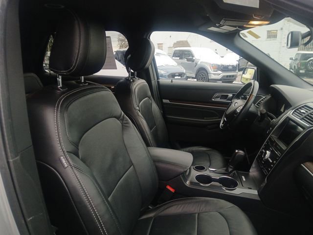 Certified 2018 Ford Explorer Limited image 61
