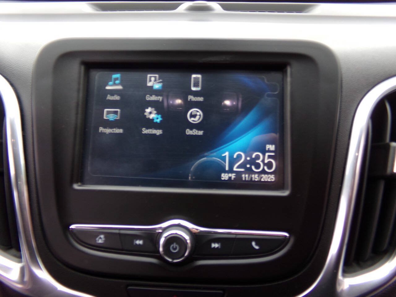 Used 2018 Chevrolet Equinox LT FWD image 30