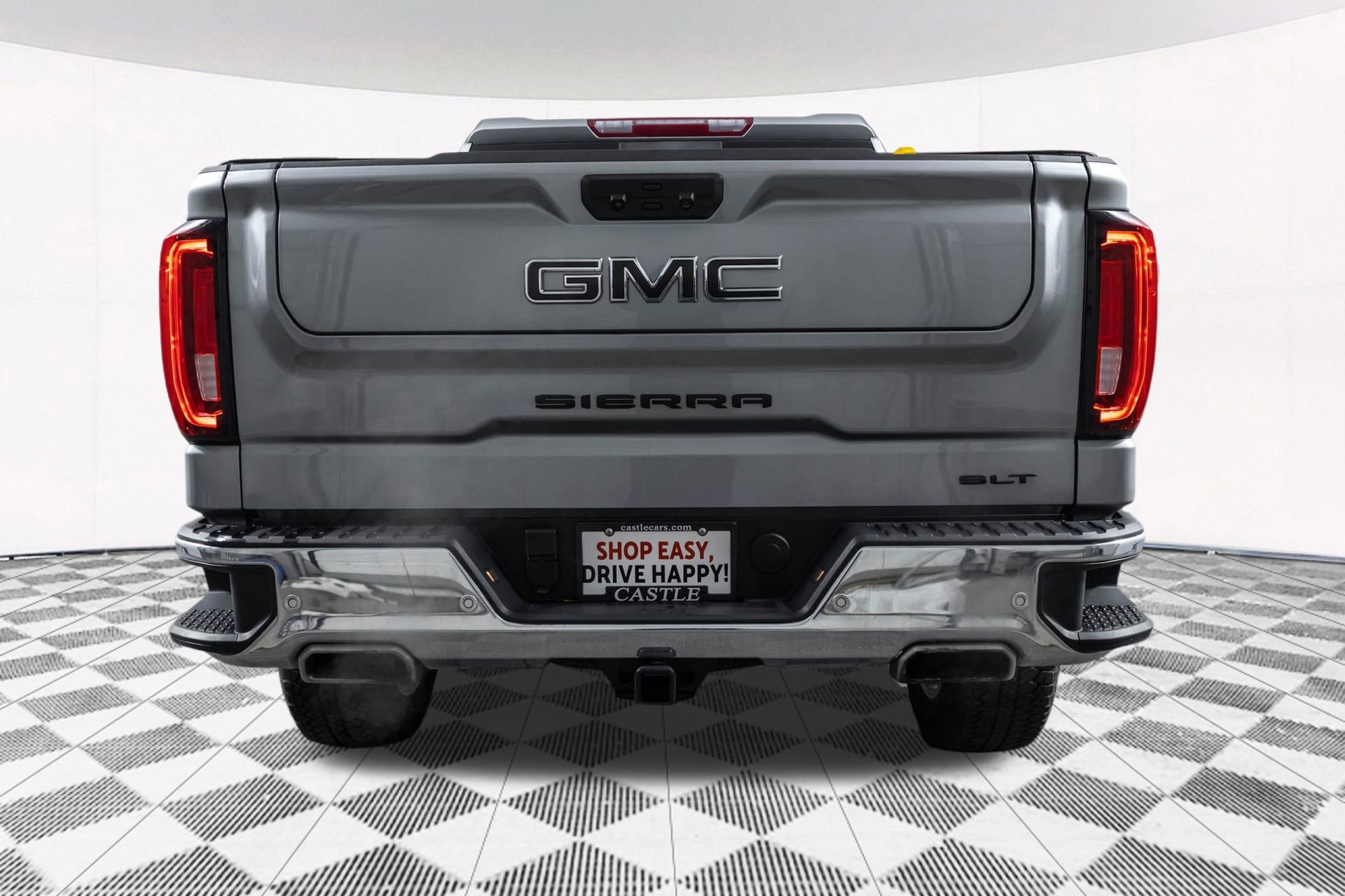 Used 2024 GMC Sierra 1500 SLT w/ SLT Premium Plus Package AWD/4WD image 19