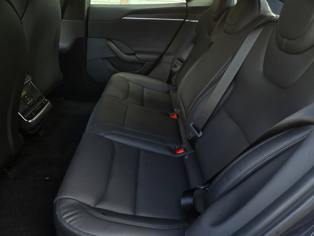 Used 2023 Tesla Model S Standard Range image 12