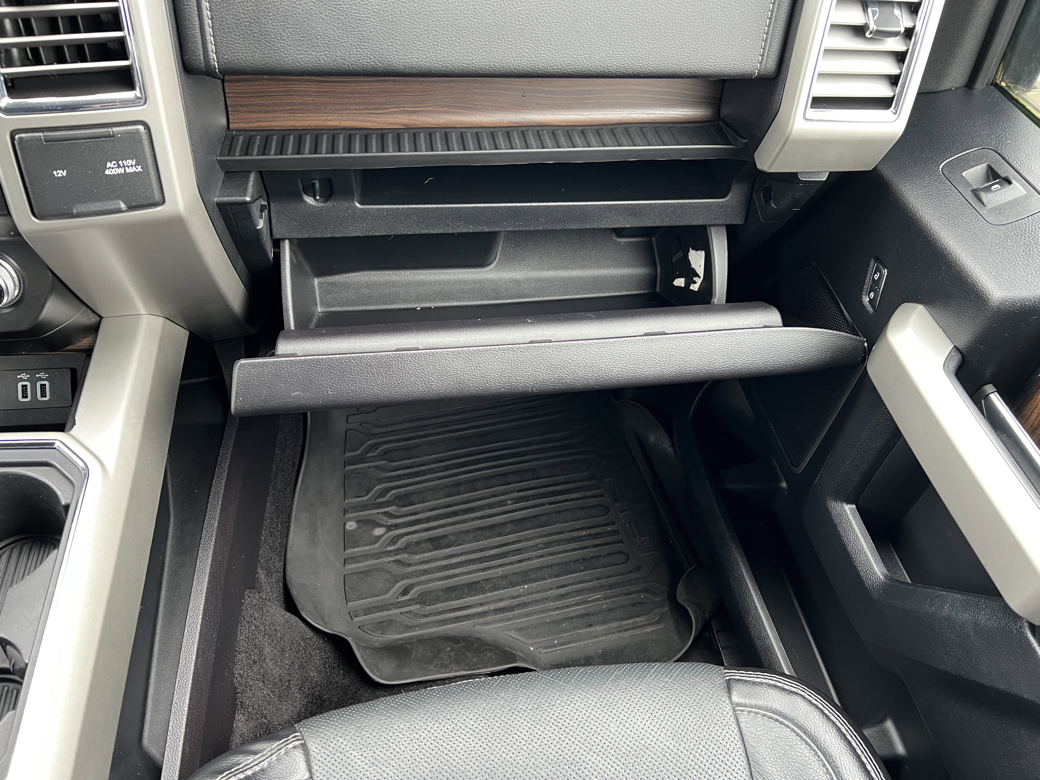 Used 2016 Ford F150 Lariat w/ Equipment Group 502A Luxury image 33