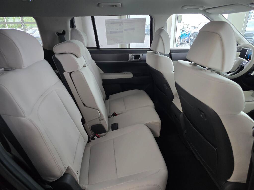New 2026 Hyundai Santa Fe SE AWD/4WD image 38