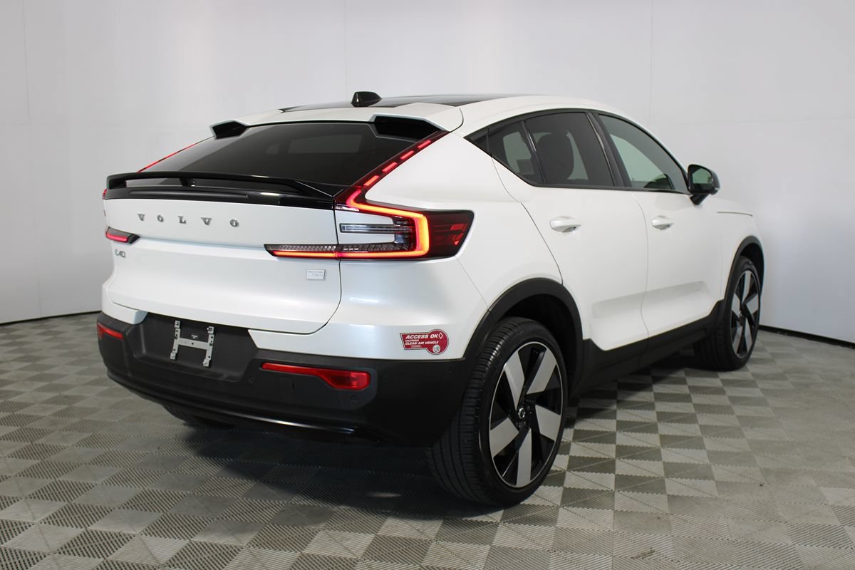 Used 2023 Volvo C40 P8 Recharge Ultimate w/ Protection Package Premier AWD/4WD image 6