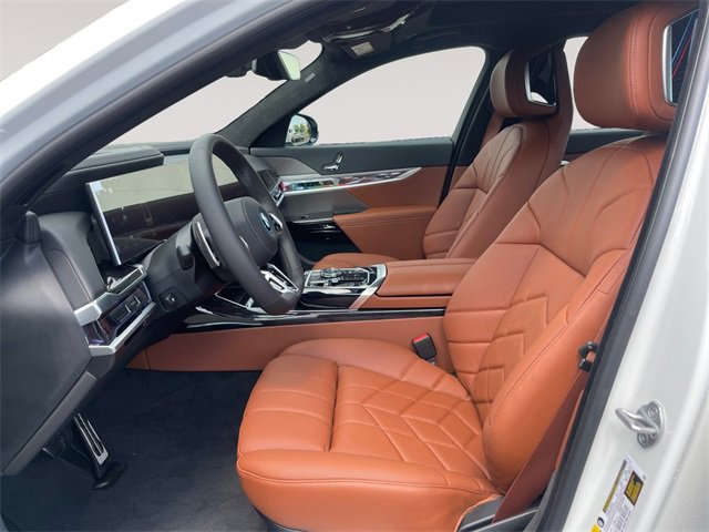 New 2026 BMW 750e xDrive image 9
