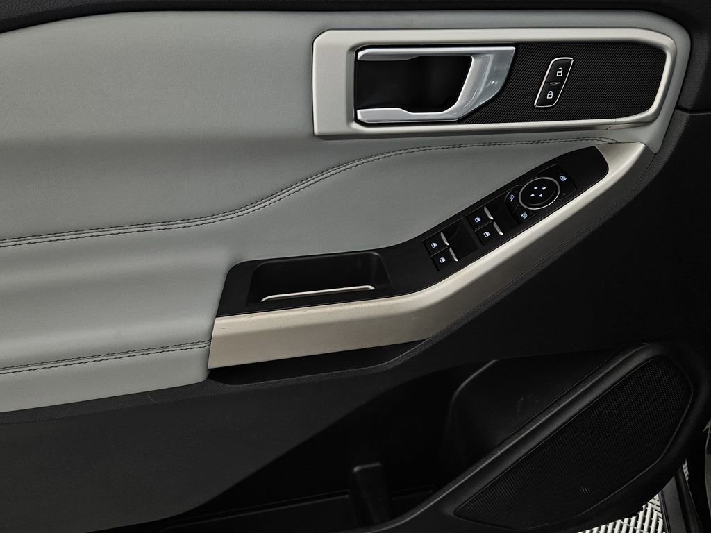 Used 2023 Ford Explorer XLT w/ Equipment Group 202A image 26