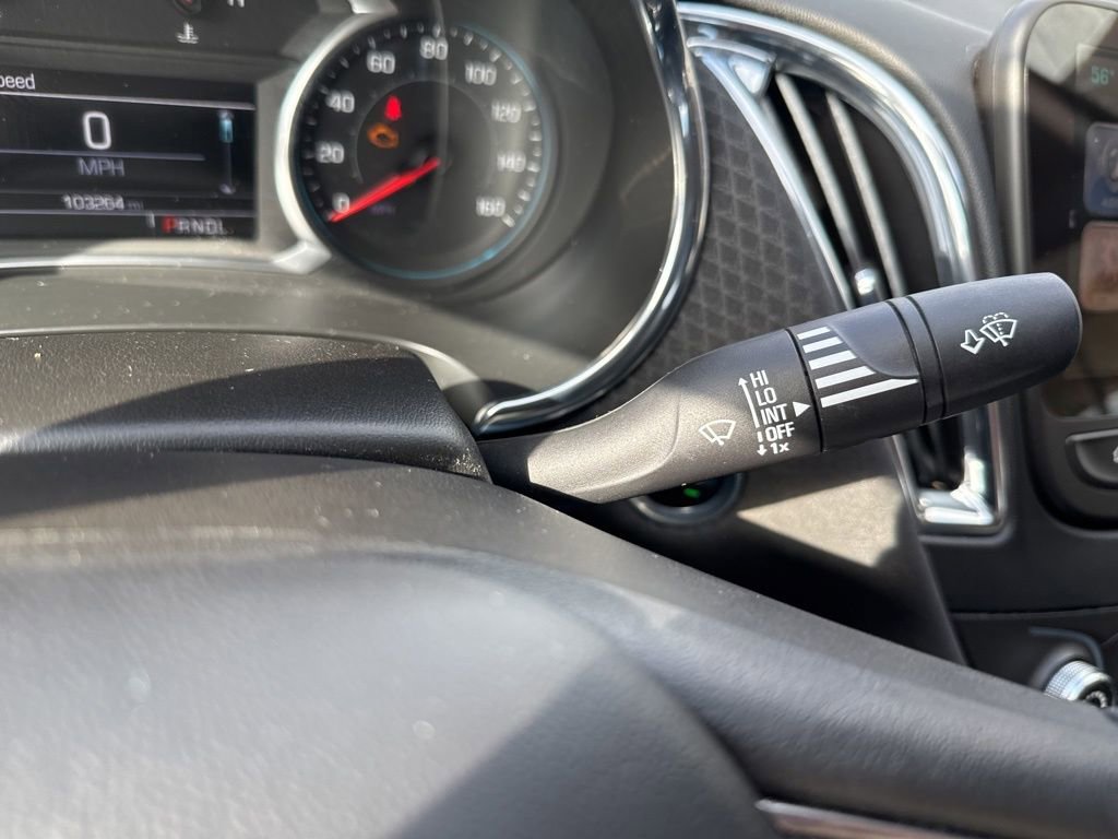 Used 2017 Chevrolet Malibu LT image 31