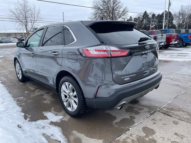 Used 2024 Ford Edge Titanium image 2