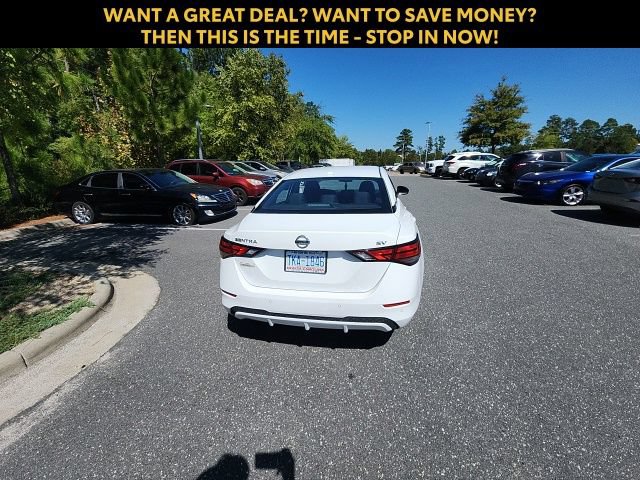 Used 2022 Nissan Sentra SV FWD image 12