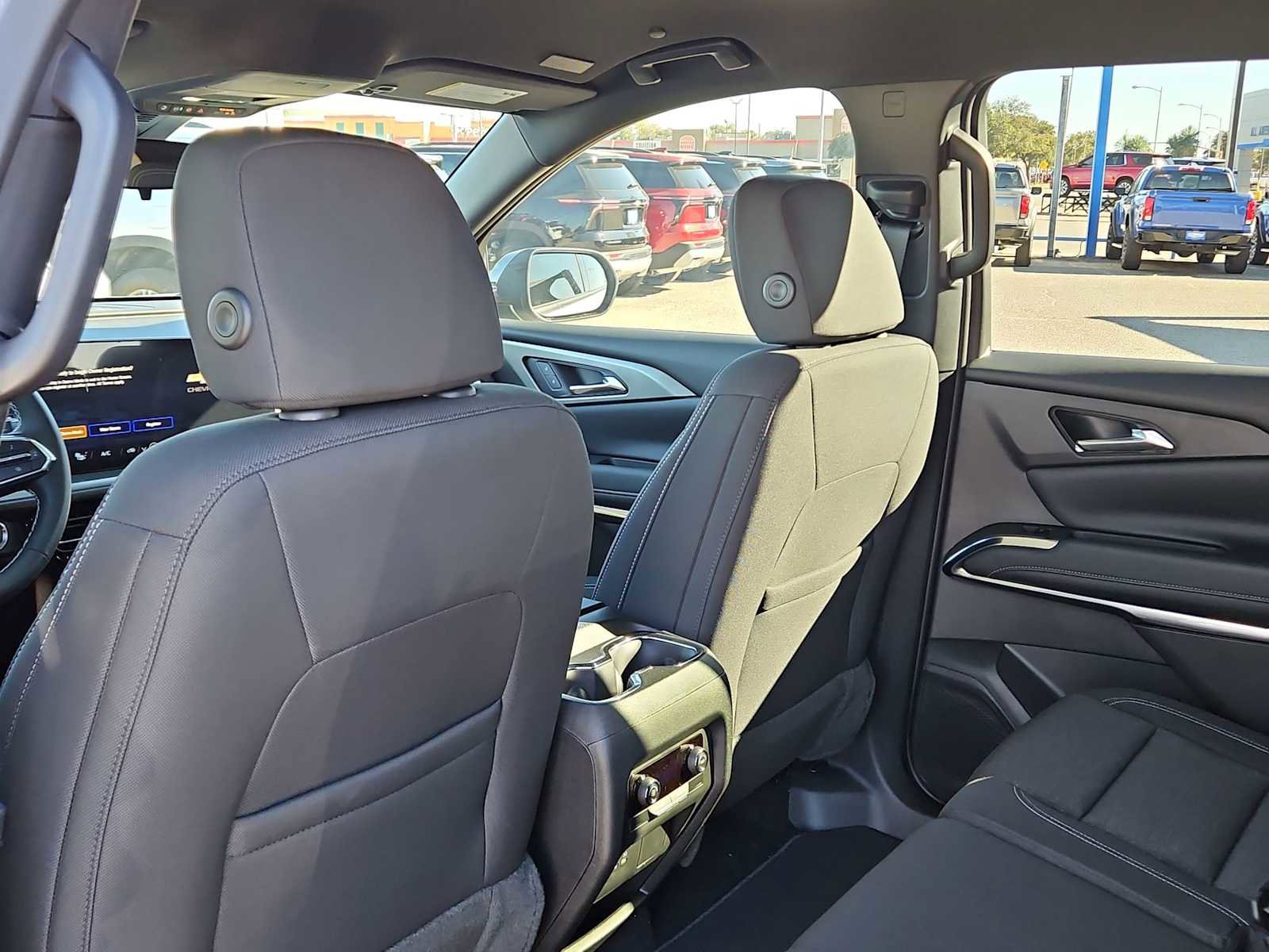 New 2026 Chevrolet Traverse LT image 23