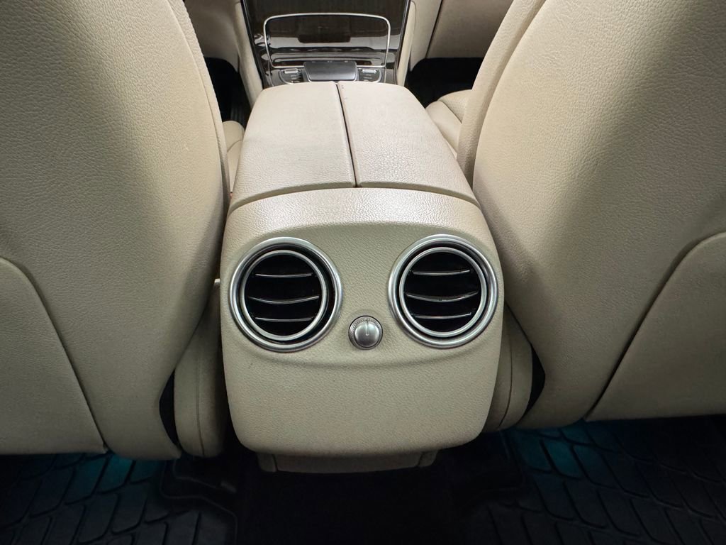 Used 2022 Mercedes-Benz GLC 300 4MATIC image 30