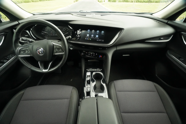 Used 2023 Buick Envision Preferred FWD image 11