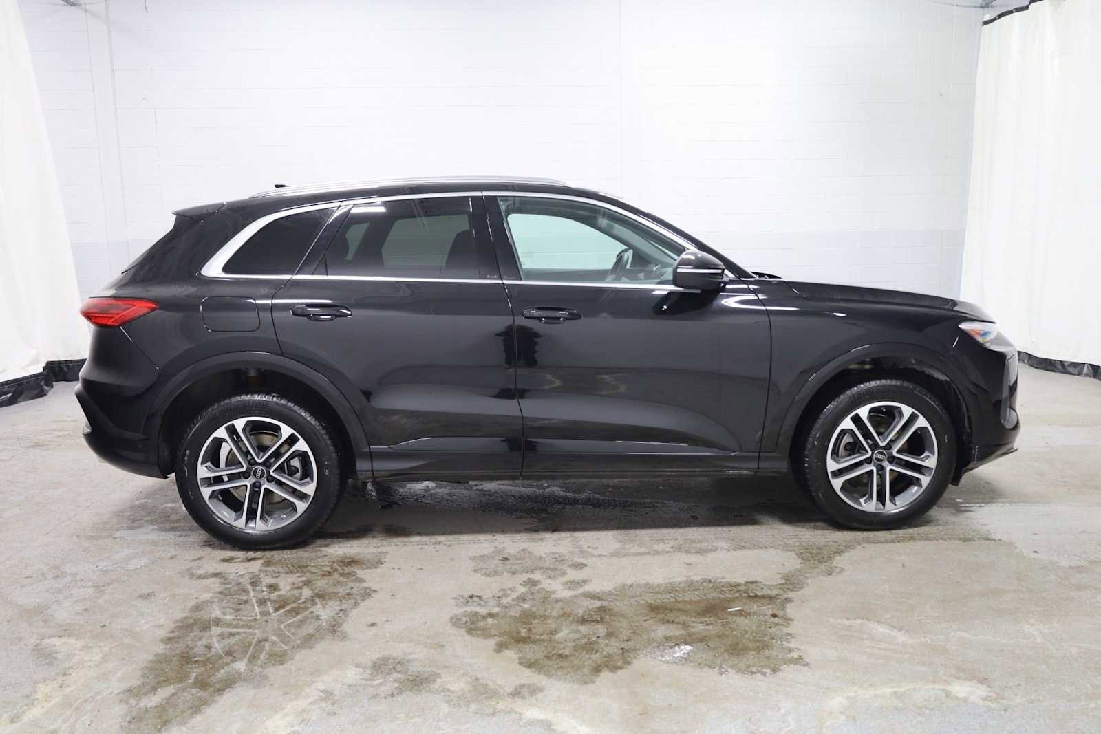 Certified 2025 Audi Q5 Premium Plus w/ Premium Plus image 10