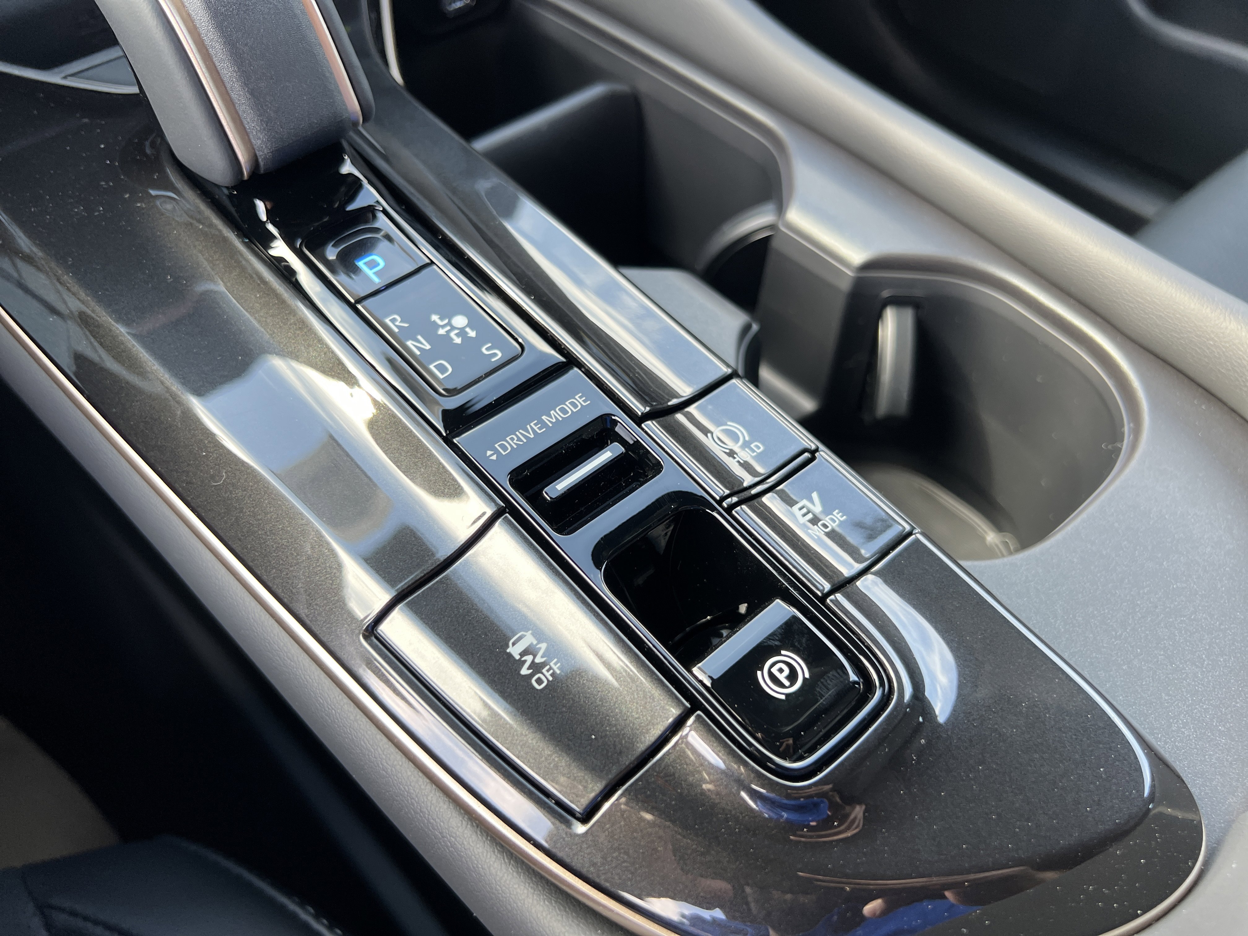 New 2026 Toyota Crown Signia image 24