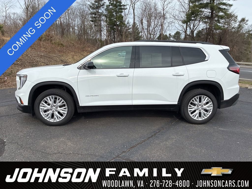 Used 2024 GMC Acadia Elevation image 4