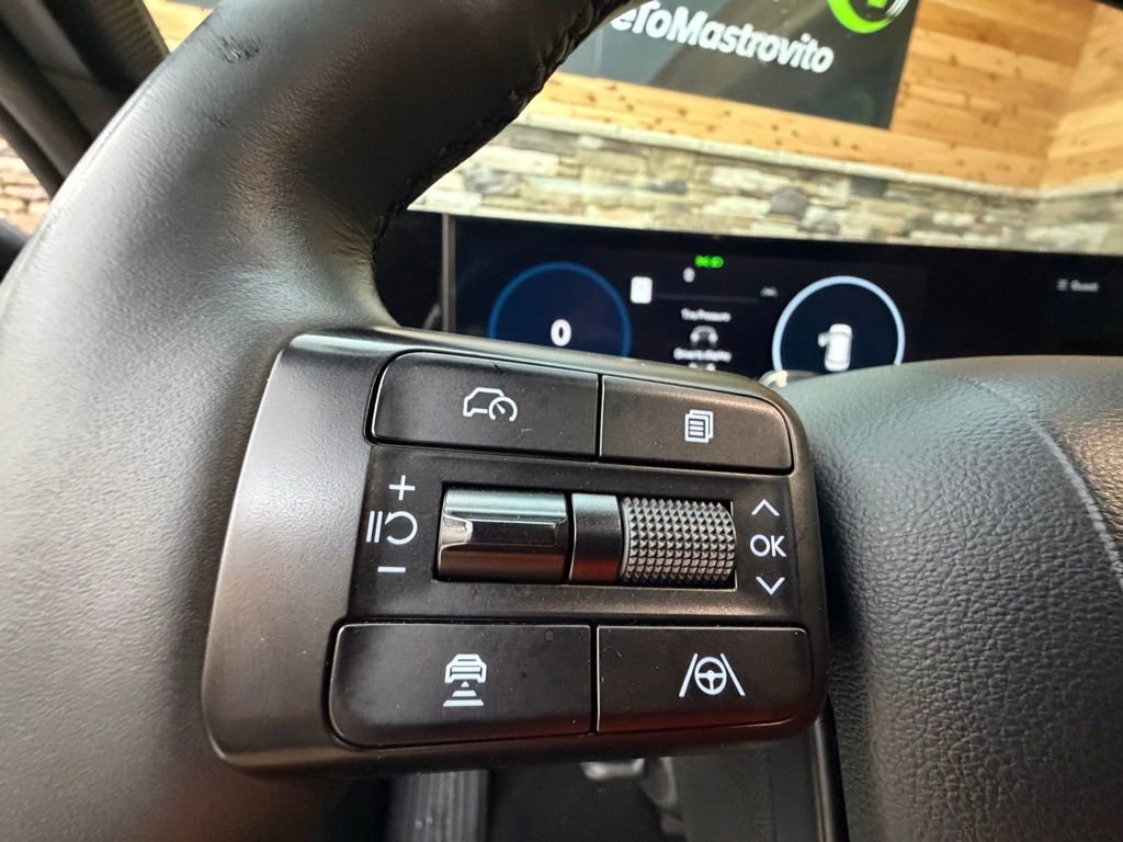 Used 2024 Hyundai Santa Fe Calligraphy image 23