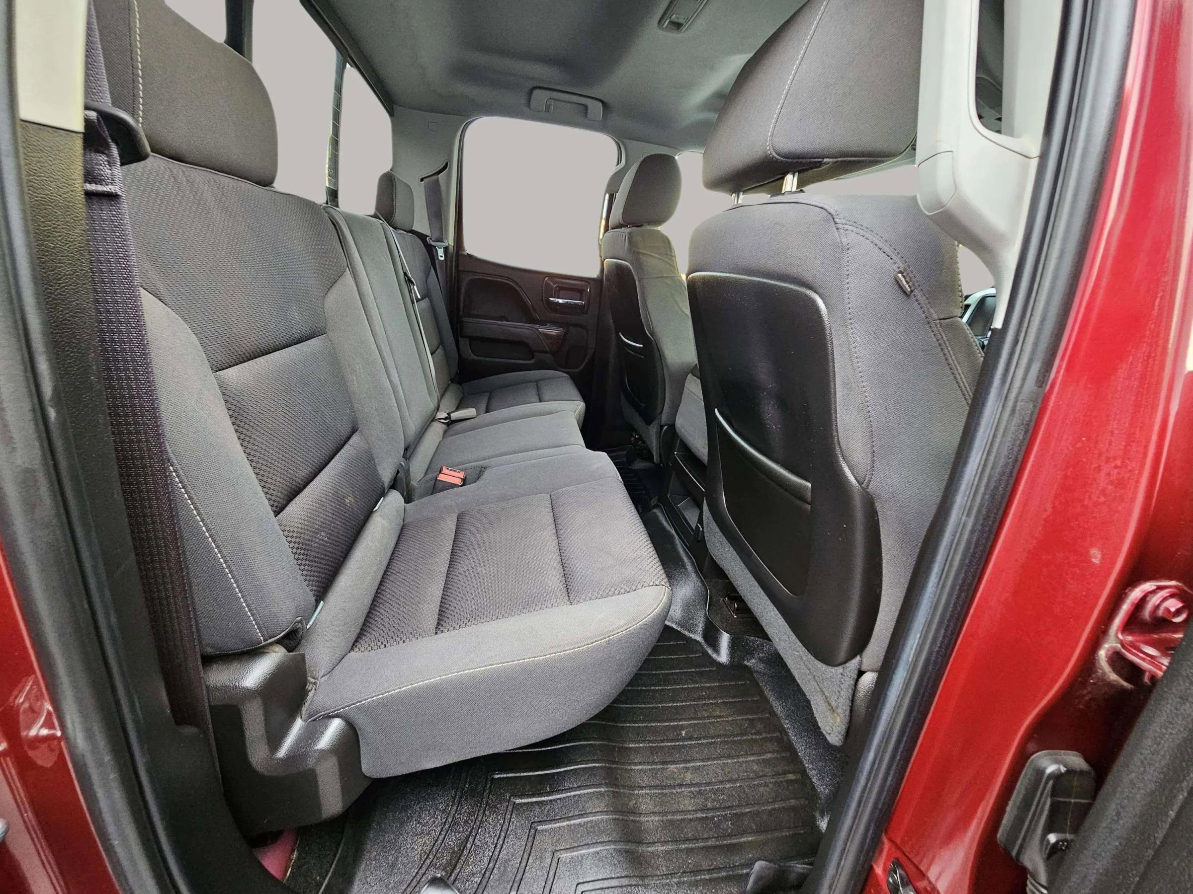 Used 2015 GMC Sierra 1500 SLE w/ SLE Value Package image 15