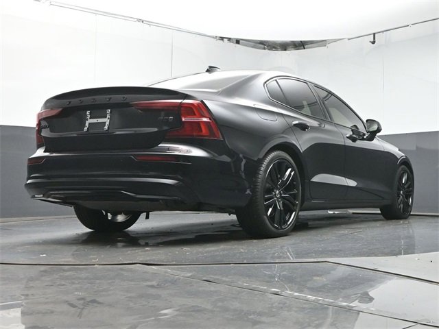 Used 2024 Volvo S60 B5 Plus image 35