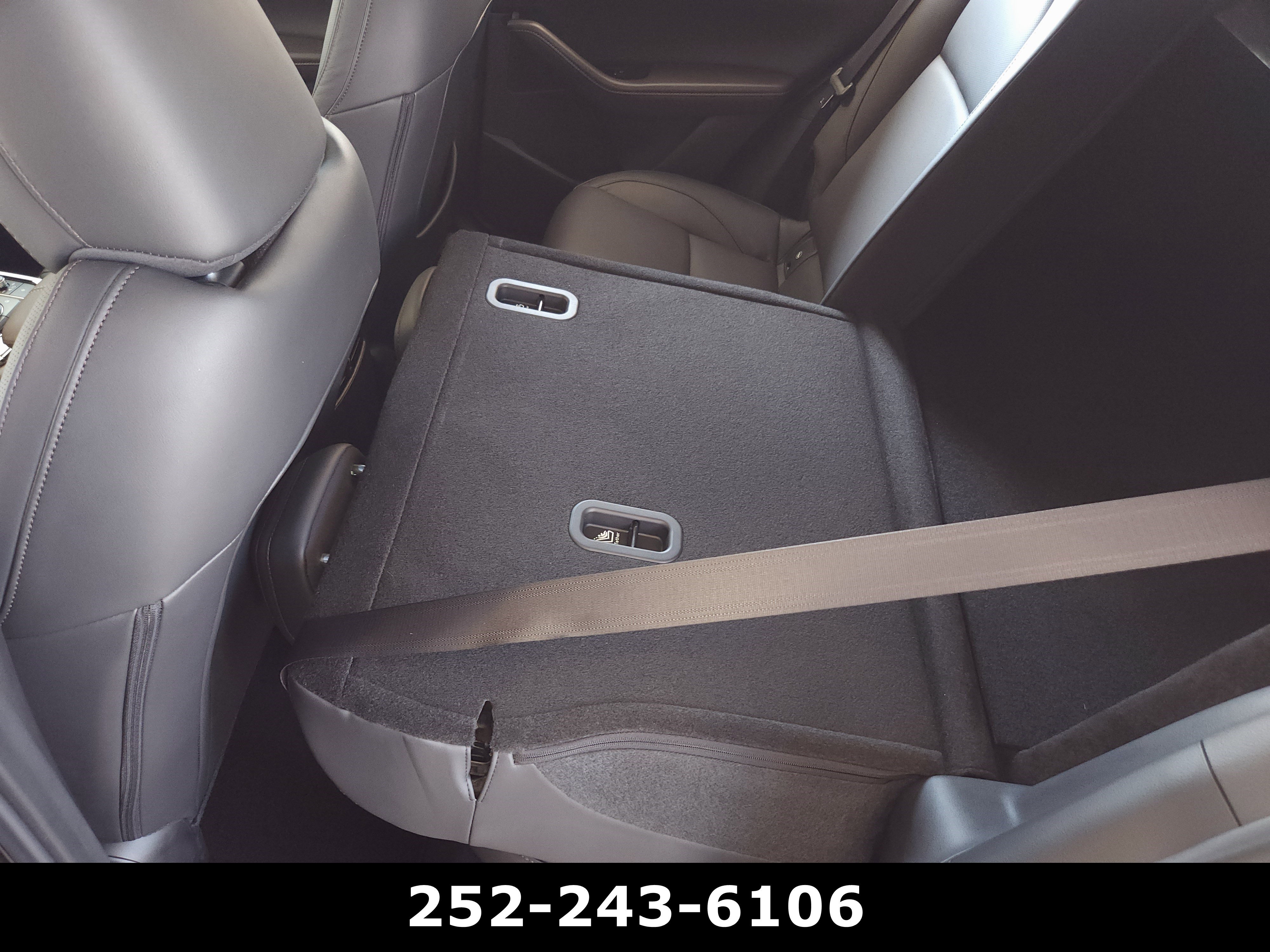 Used 2025 MAZDA CX-30 AWD 2.5 S w/ Premium Package image 31