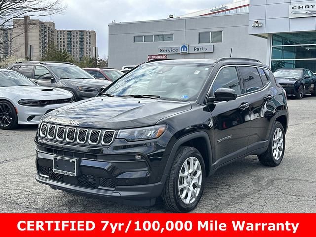 Used 2023 Jeep Compass Latitude w/ Sun and Sound Group image 5