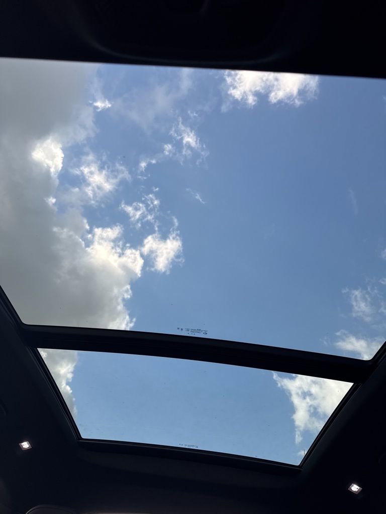 Used 2025 Audi Q5 Premium w/ Convenience Package image 11