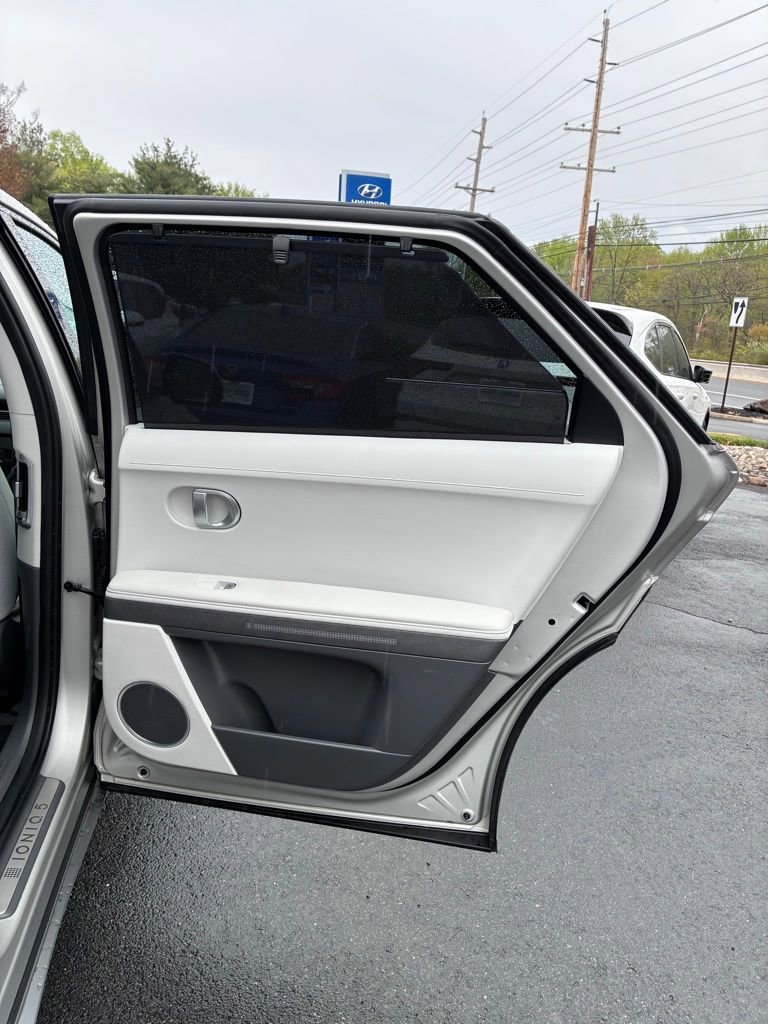 Used 2024 Hyundai Ioniq 5 Limited AWD/4WD image 55