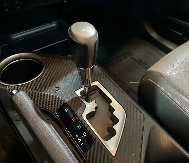 Used 2013 Toyota RAV4 Limited FWD image 38