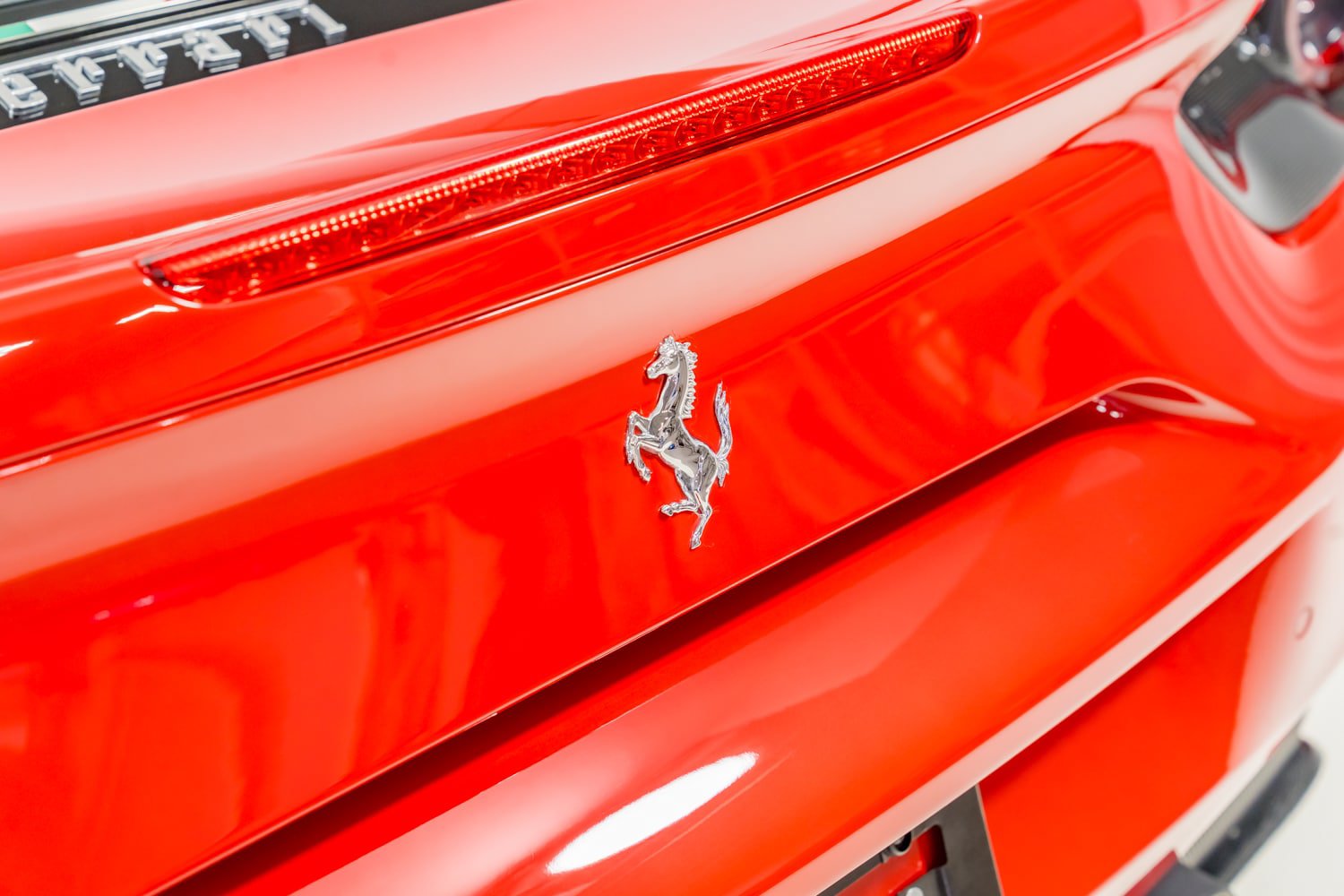 Used 2018 Ferrari 488 GTB RWD image 46
