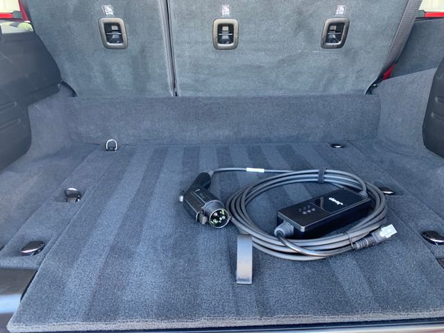 Used 2025 Jeep Wrangler Unlimited Sahara AWD/4WD image 17