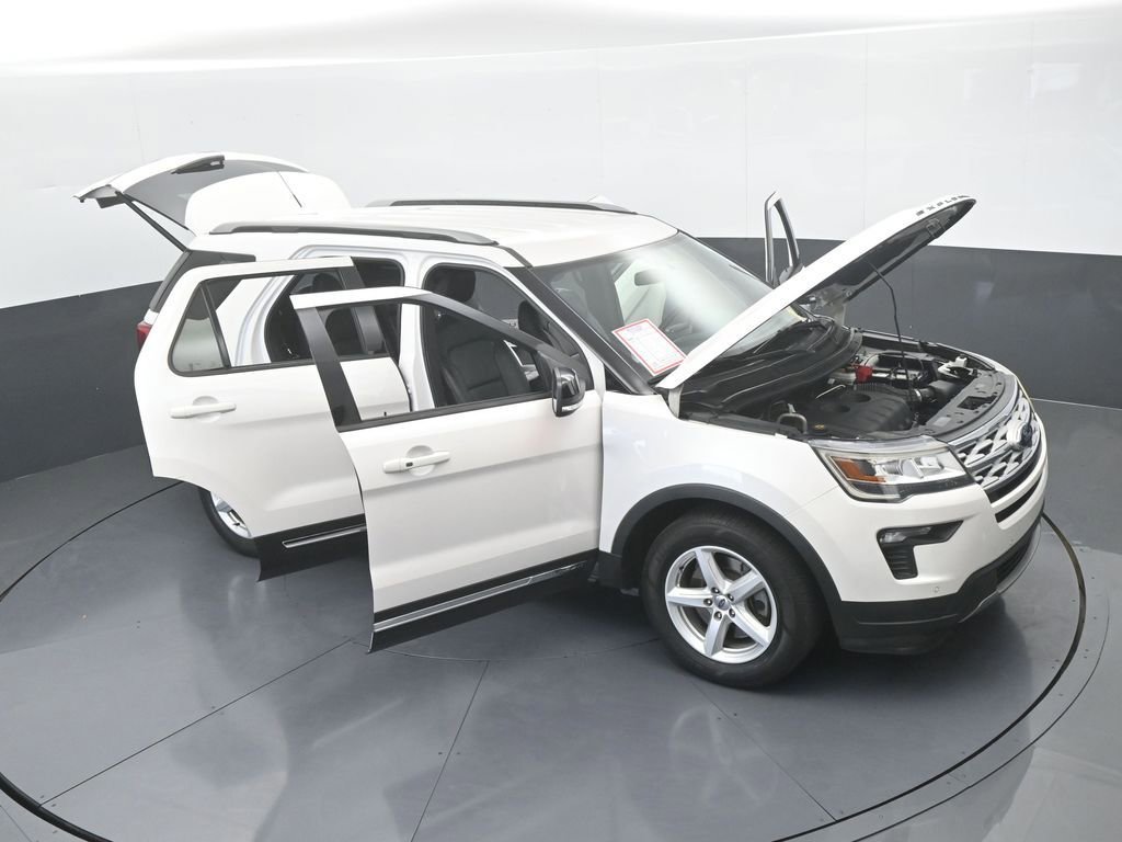 Used 2018 Ford Explorer XLT w/ Equipment Group 202A FWD image 73