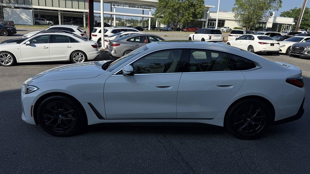 Used 2023 BMW i4 eDrive35 w/ Premium Package RWD image 11