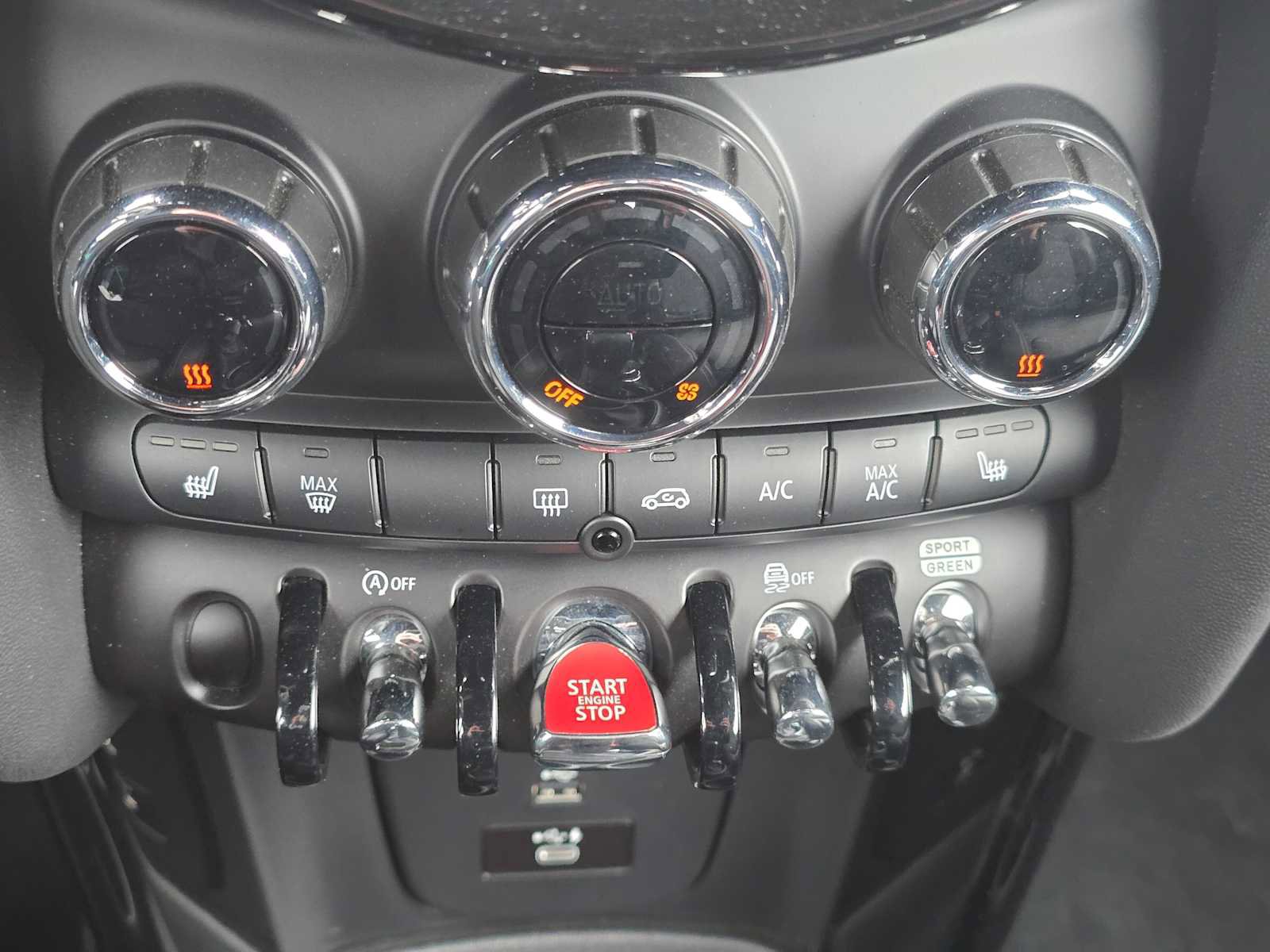 Used 2022 MINI Cooper S image 26