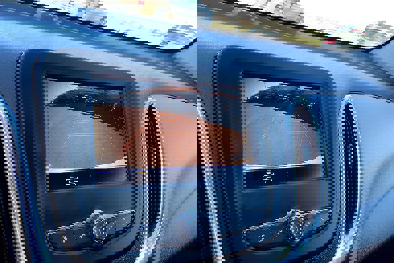 Used 2020 Chevrolet Equinox LS w/ LS Convenience Package image 29