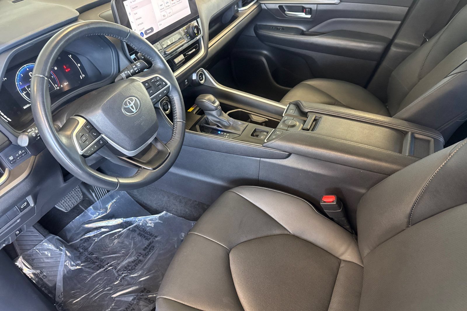 Used 2025 Toyota Grand Highlander FWD image 9