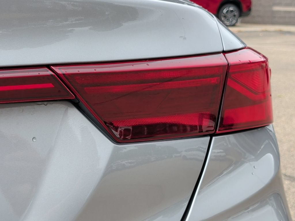Used 2024 Kia Forte LXS FWD image 43