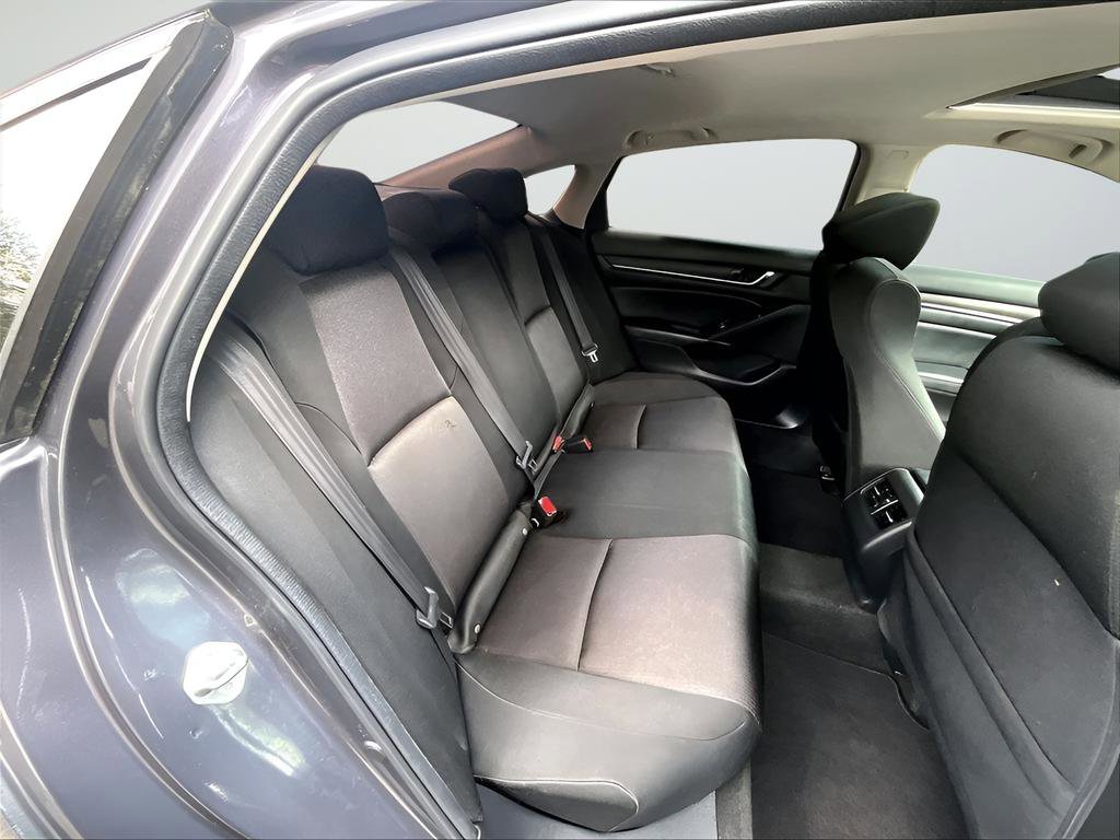 Used 2018 Honda Accord EX image 16