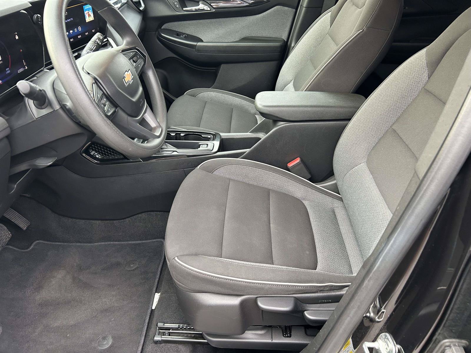 Used 2024 Chevrolet TrailBlazer LT FWD image 15
