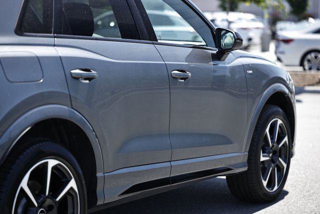 Certified 2025 Audi Q3 2.0T Premium Plus w/ Premium Plus Package AWD/4WD image 8