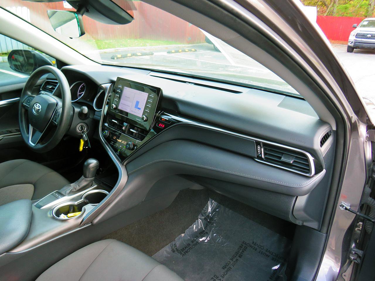 Used 2024 Toyota Camry LE image 20