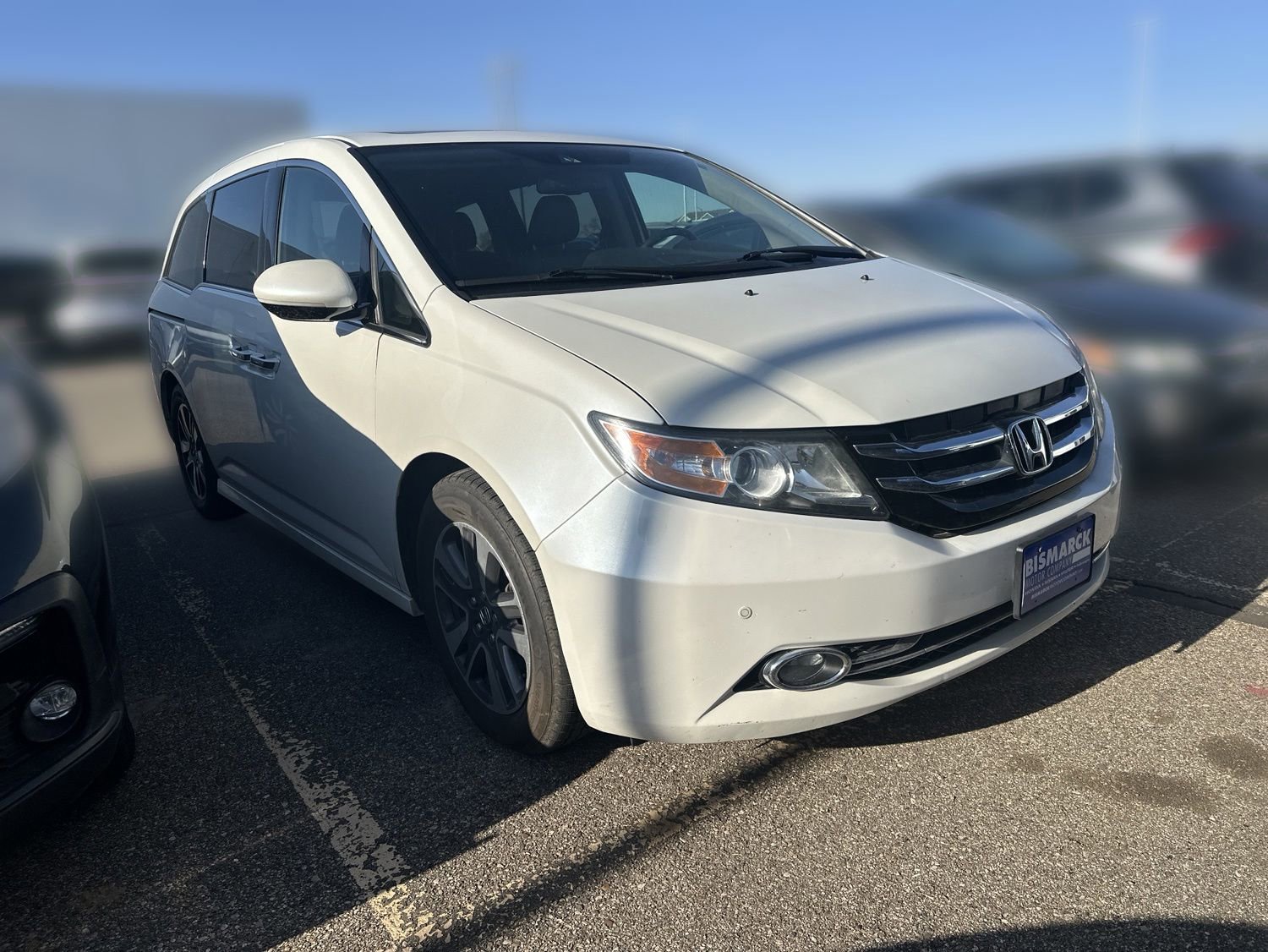 Used 2015 Honda Odyssey Touring Elite image 2