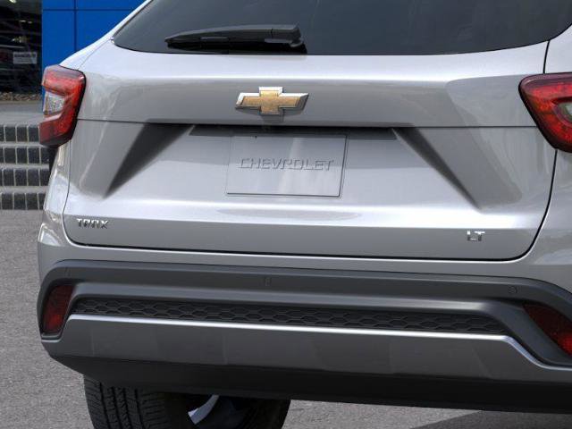 New 2026 Chevrolet Trax LT w/ Driver Confidence Package image 14