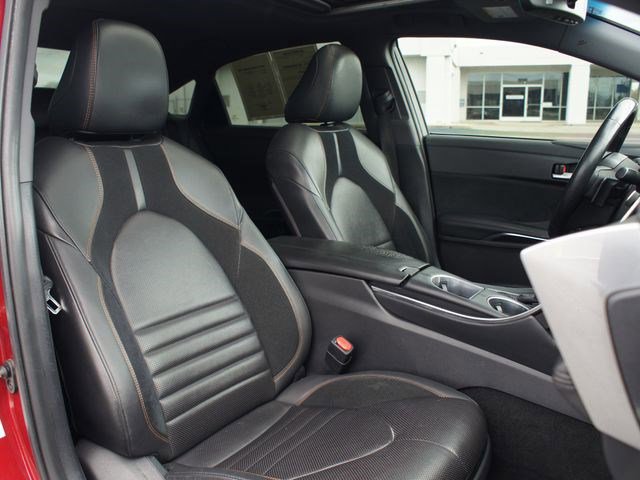Used 2019 Toyota Avalon XSE image 21