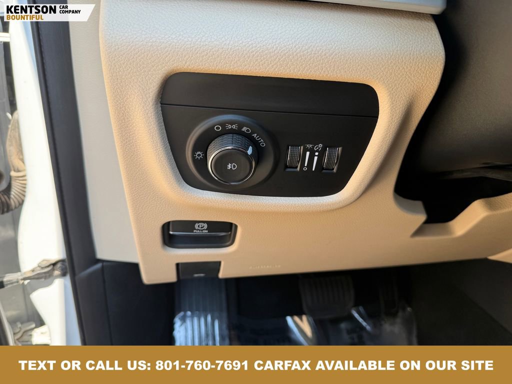 Used 2024 Jeep Grand Cherokee Limited image 19